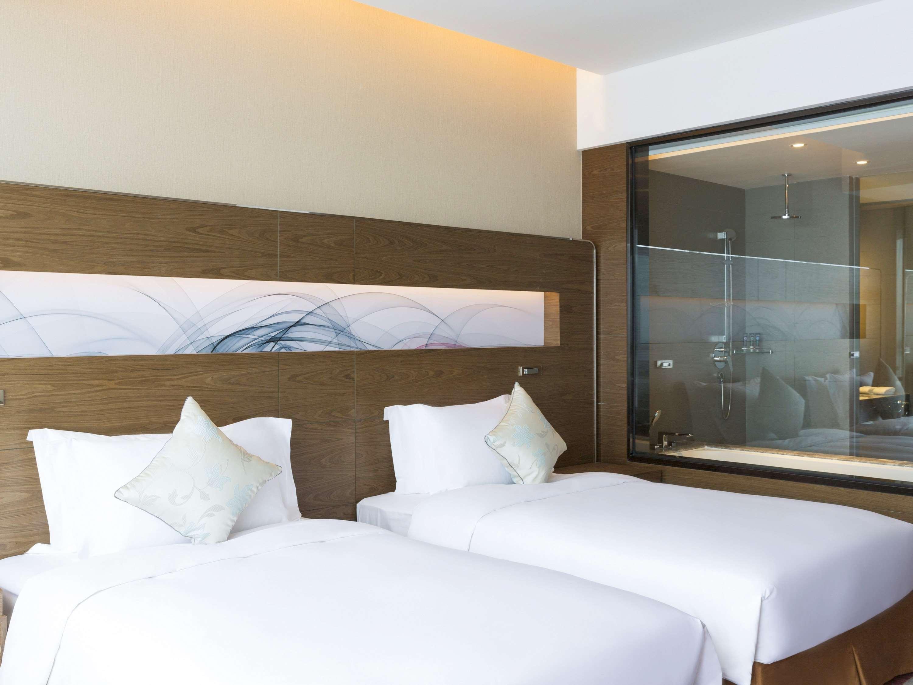 Novotel Rizhao Suning Екстериор снимка