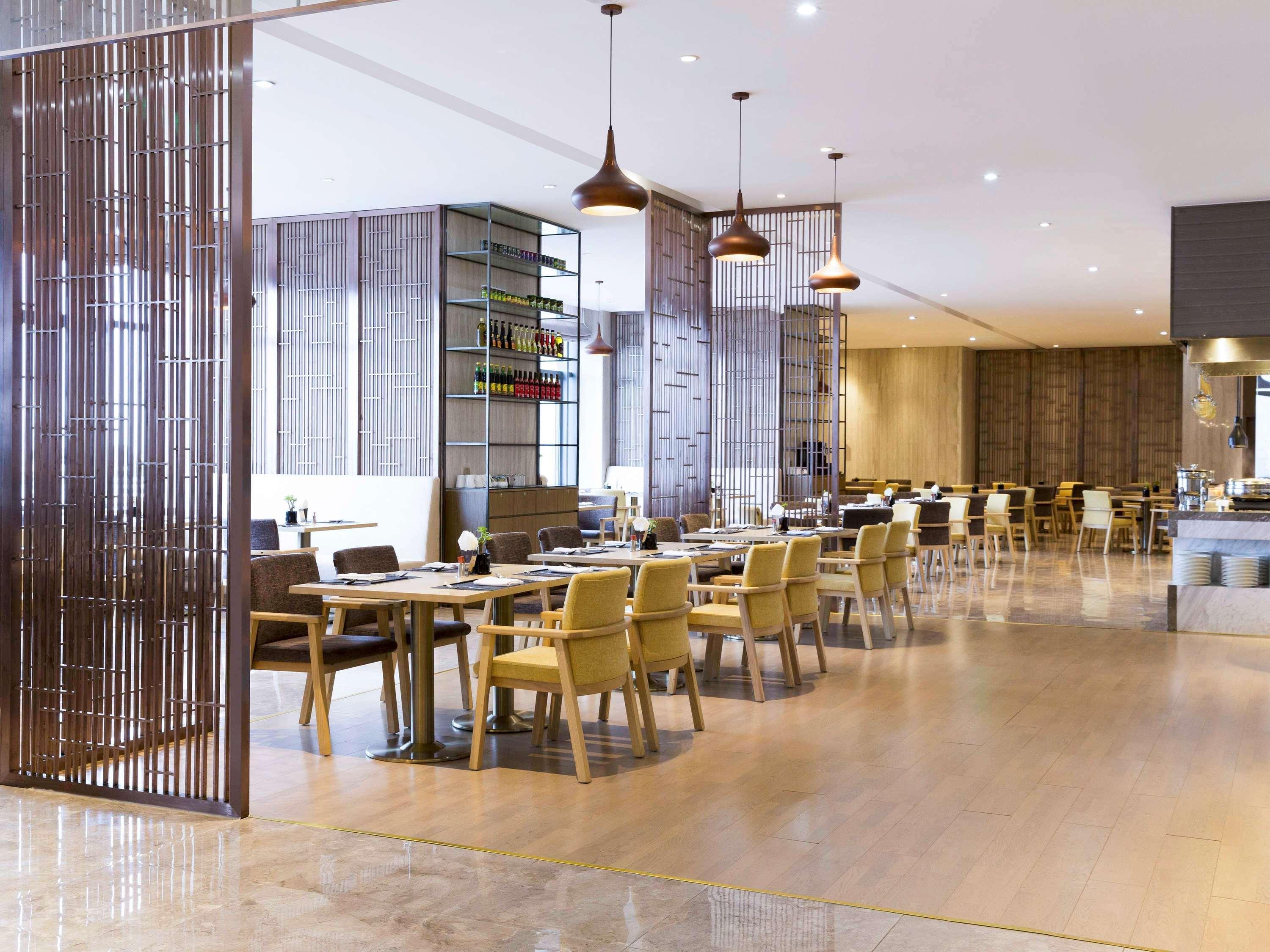 Novotel Rizhao Suning Екстериор снимка