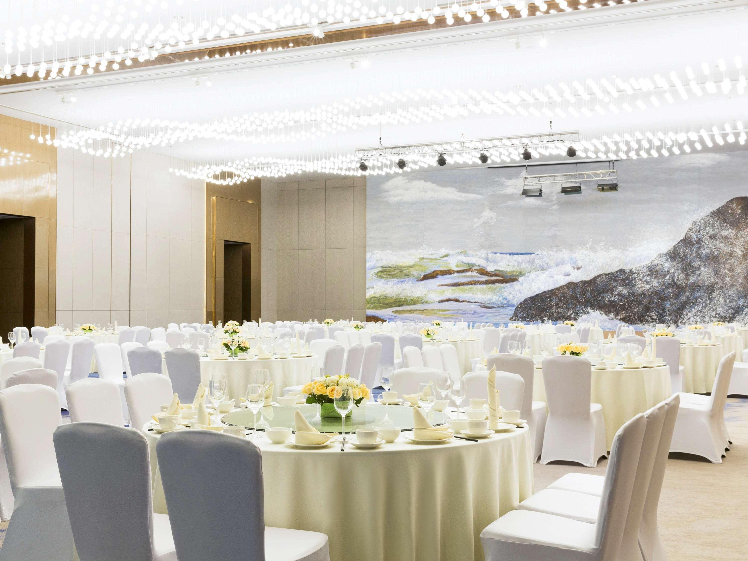 Novotel Rizhao Suning Екстериор снимка