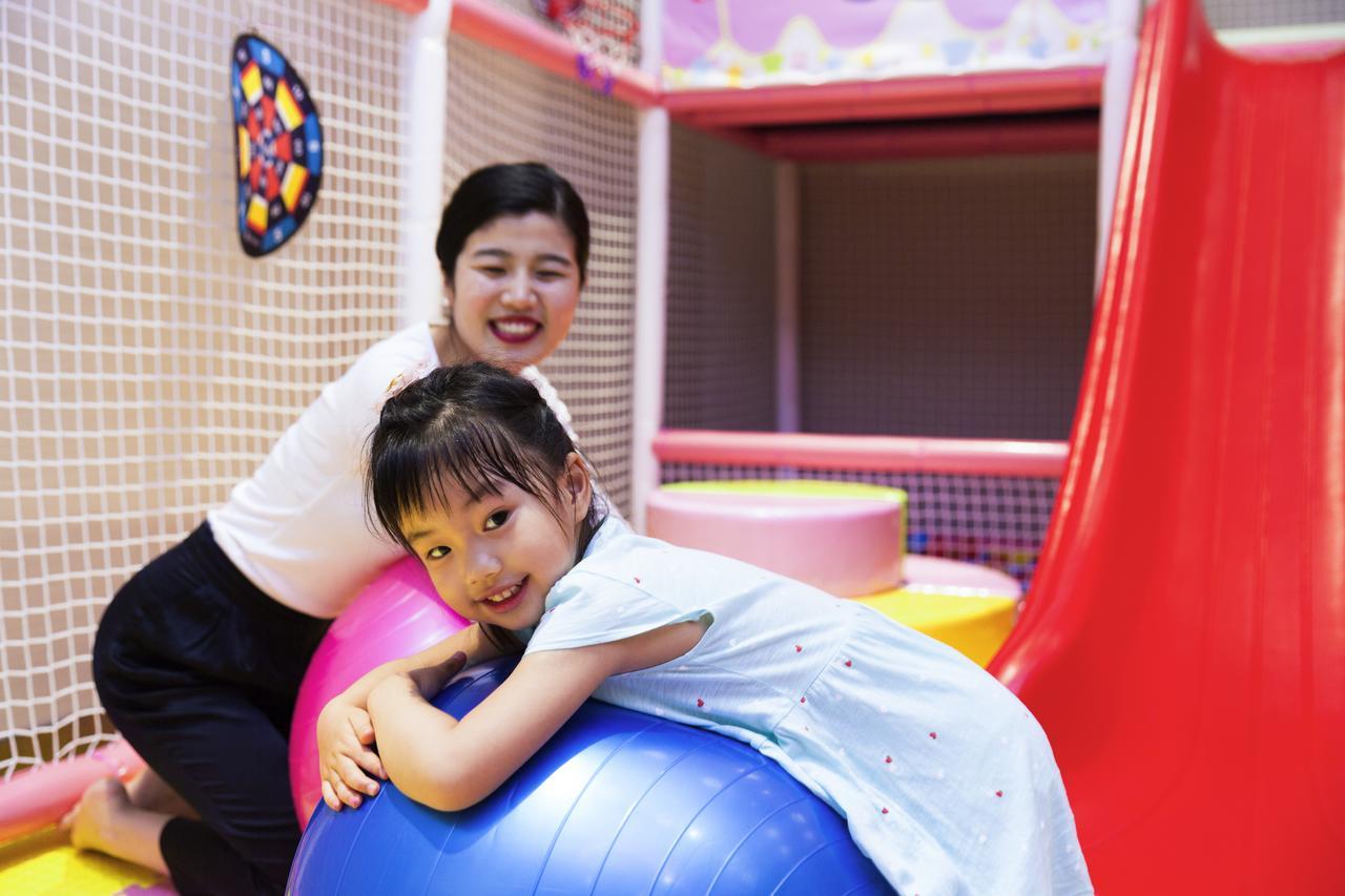 Novotel Rizhao Suning Екстериор снимка