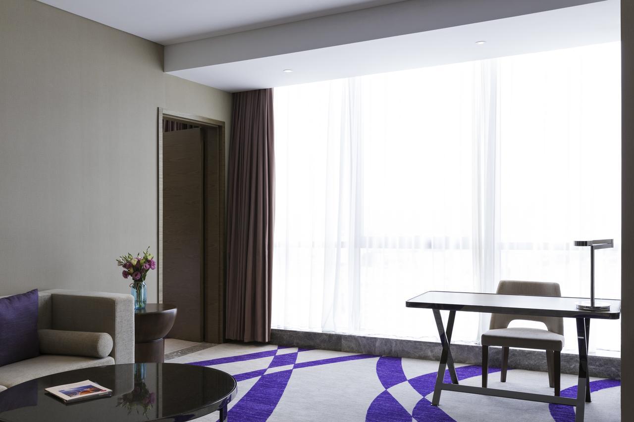 Novotel Rizhao Suning Екстериор снимка